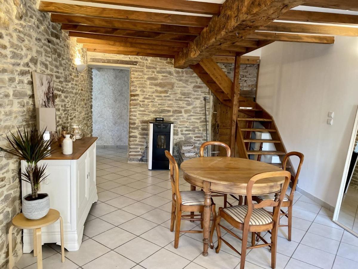 Les Glycines Villa Hieres-Sur-Amby Buitenkant foto