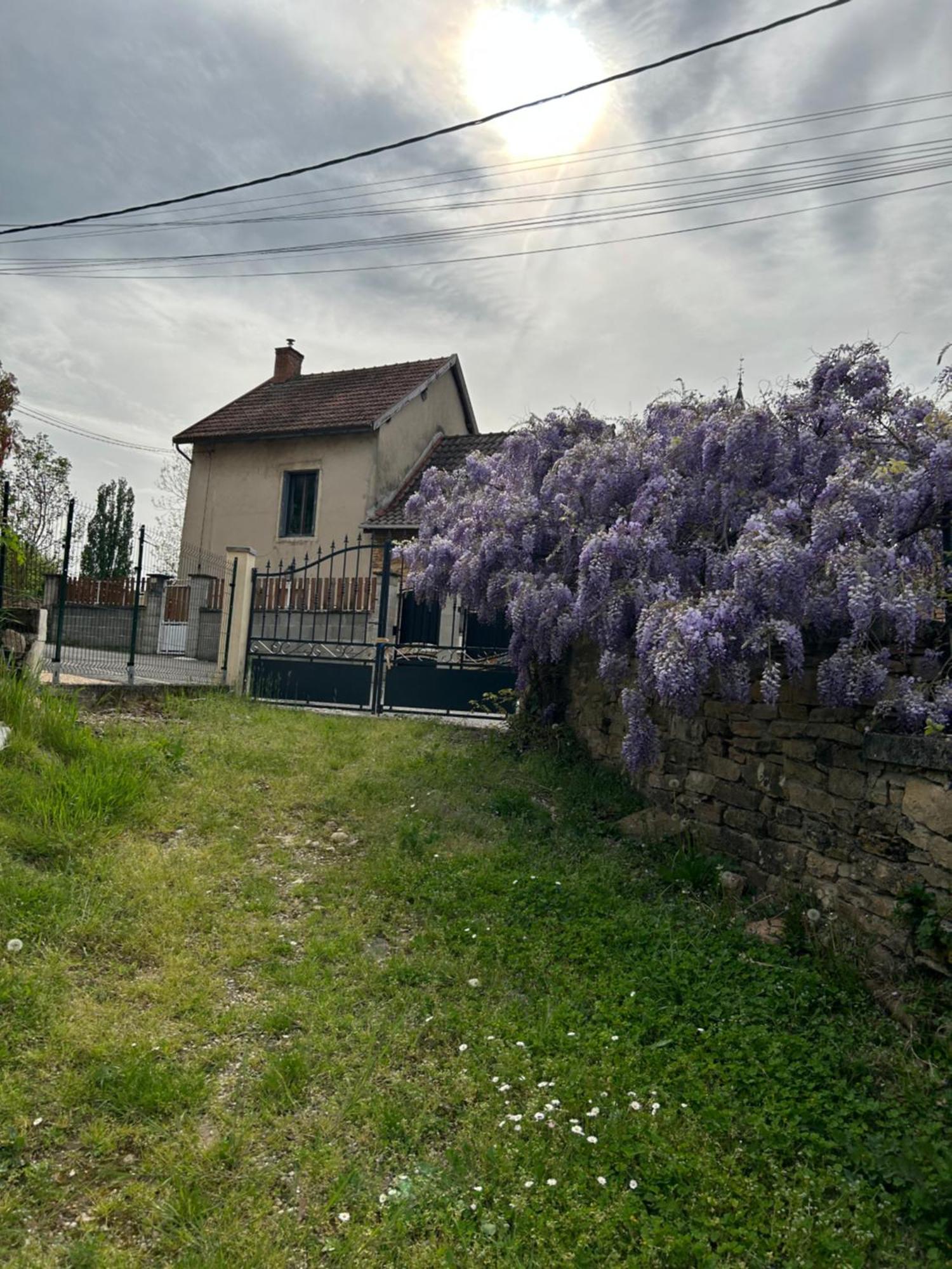 Les Glycines Villa Hieres-Sur-Amby Buitenkant foto